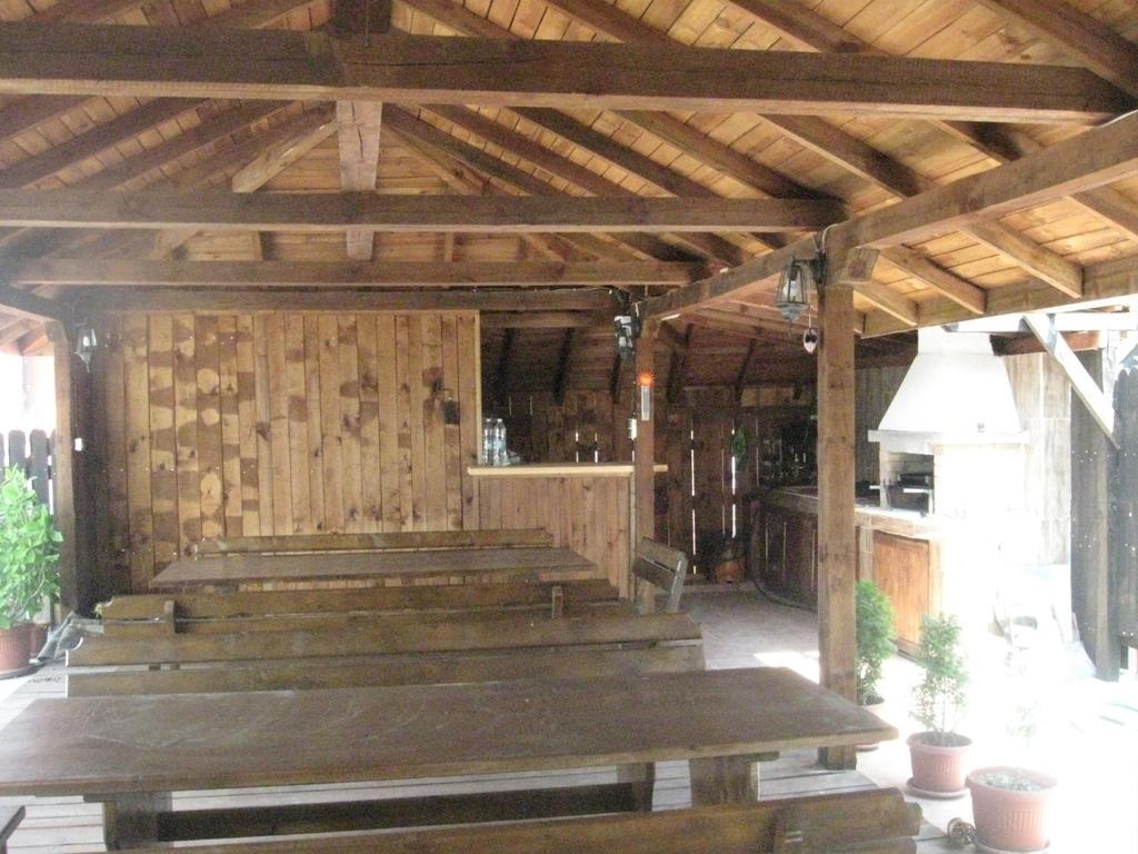 Guest House Chinar 08 Kirkowo Exterior foto